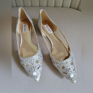 Badgley Mischka Jeweled Satin Flats in Champaign Size 7.5M